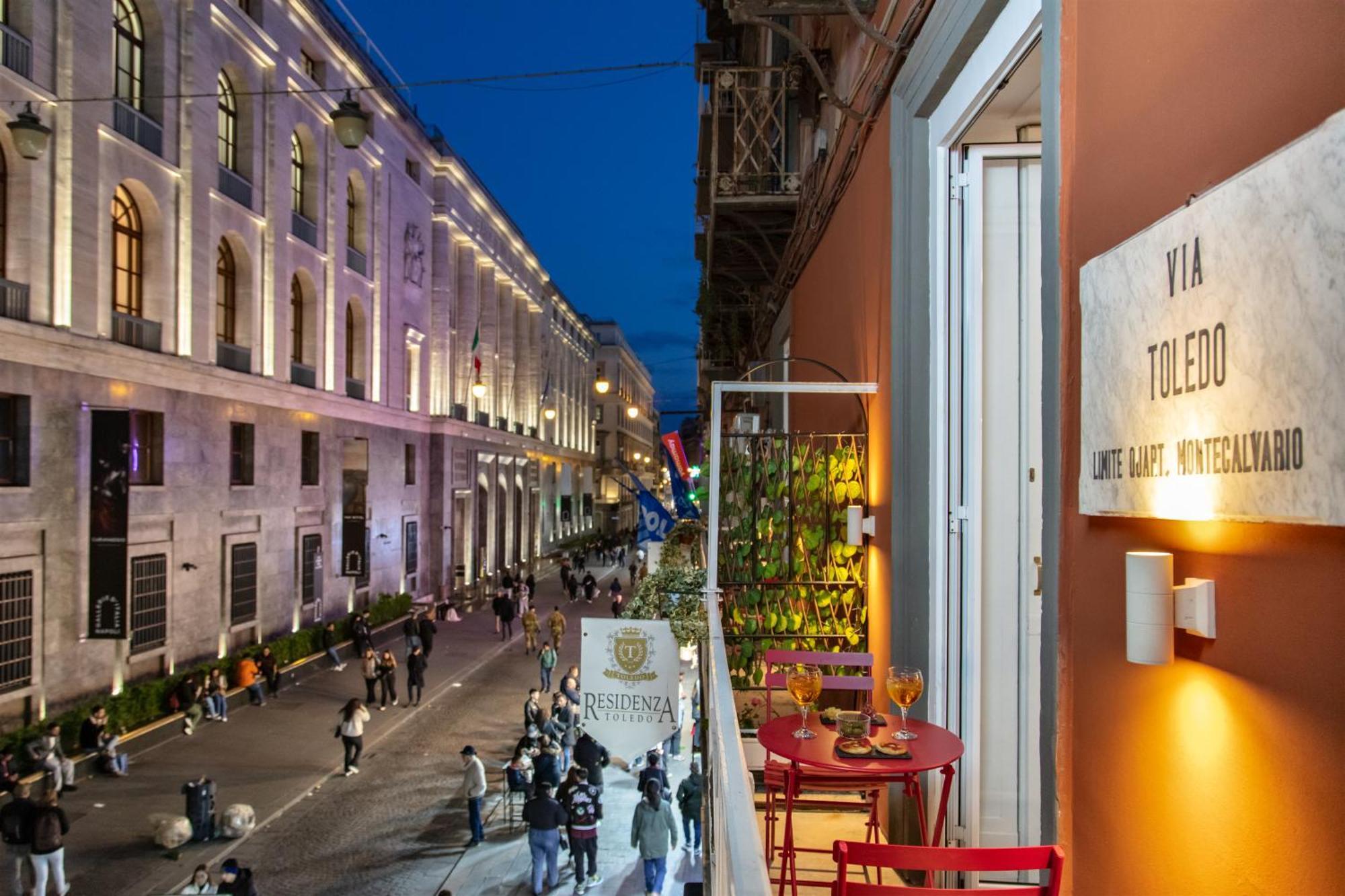 Hotel Toledo Lifestyle Neapel Exterior foto